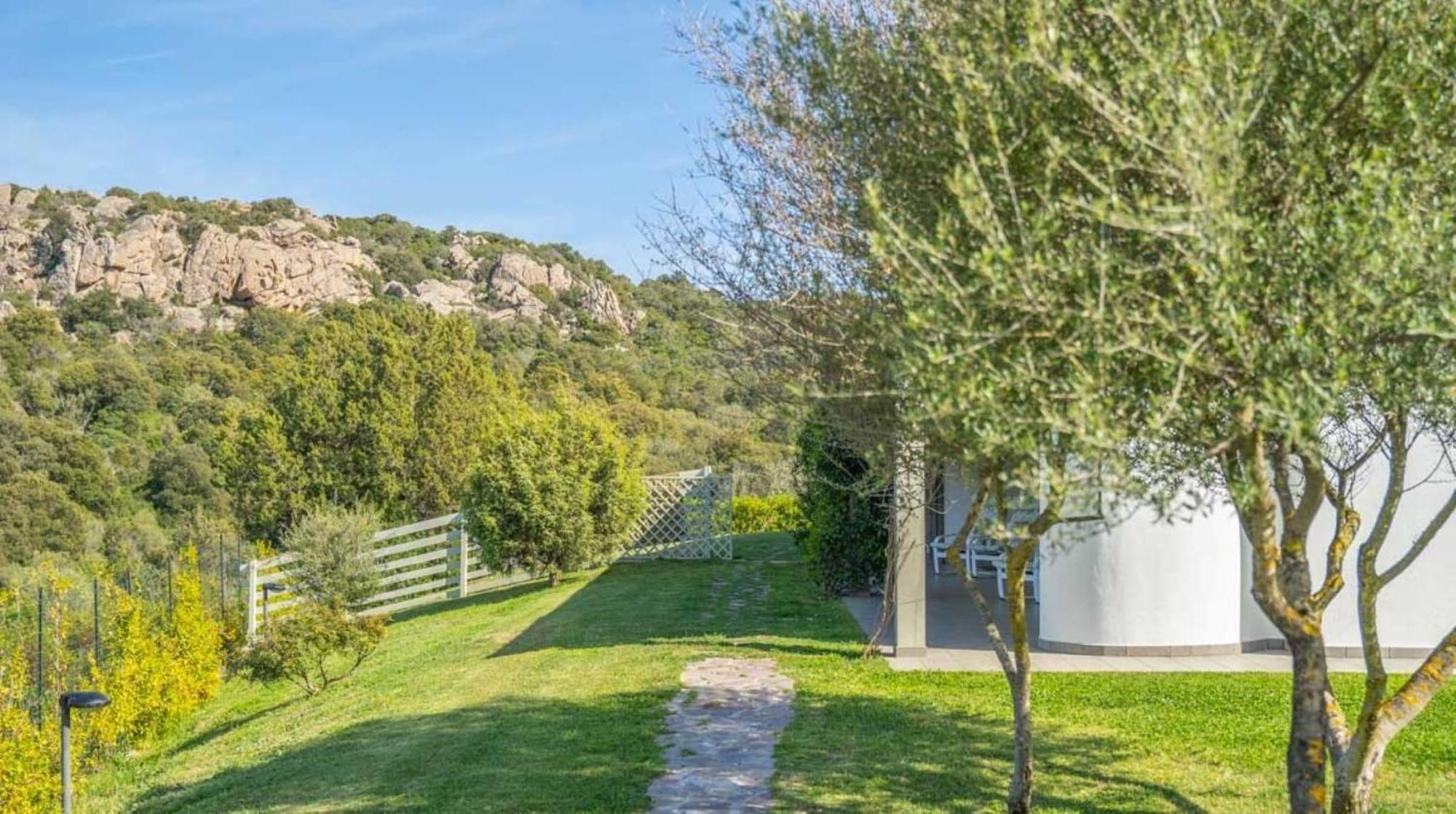 Spartaco Eco Retreat San Pantaleo Sole Ruiu Exteriér fotografie